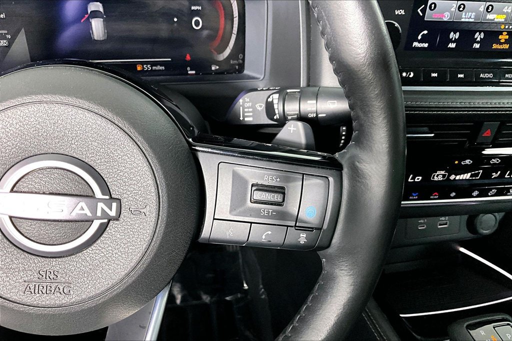 Used 2022 Nissan Rogue Platinum w/ Head-Up Display Package FWD image 19