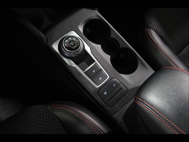 Certified 2025 Ford Escape ST-Line AWD/4WD image 15