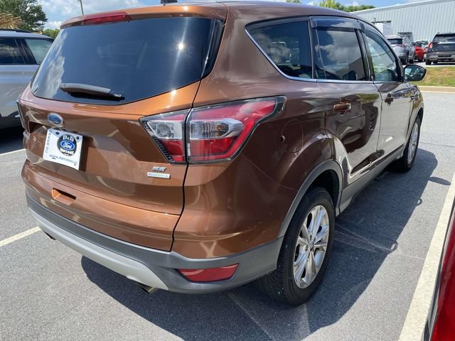 Certified 2017 Ford Escape SE FWD image 7