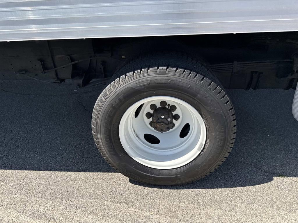 Certified 2021 Ford E-450 and Econoline 450 Super Duty w/ Power Windows & Locks Group image 11