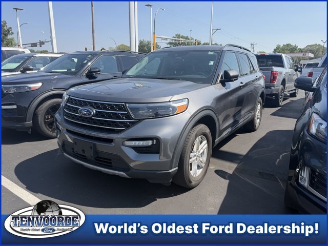 Certified 2023 Ford Explorer XLT w/ Equipment Group 202A AWD/4WD image 1