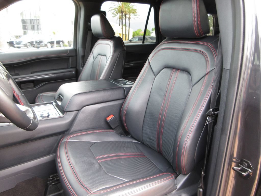 Certified 2023 Ford Expedition Limited AWD/4WD image 12