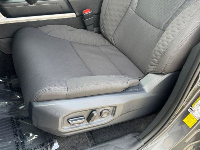 Used 2026 Toyota Tundra SR5 AWD/4WD image 15
