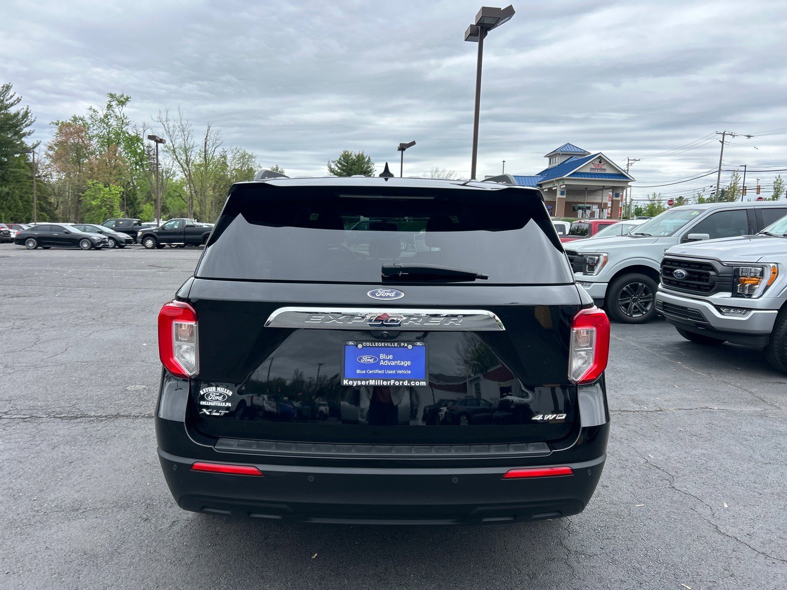 Certified 2021 Ford Explorer XLT AWD/4WD image 11