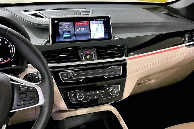 Used 2021 BMW X1 xDrive28i w/ Premium Package image 11