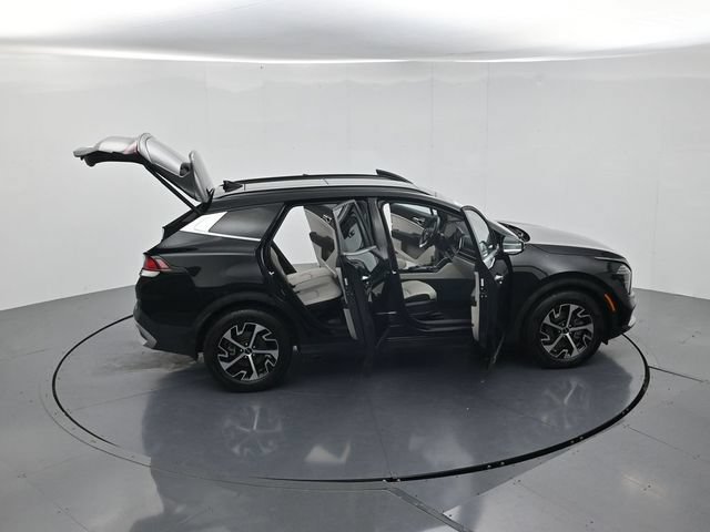 Used 2025 Kia Sportage EX w/ Premium Package FWD image 47