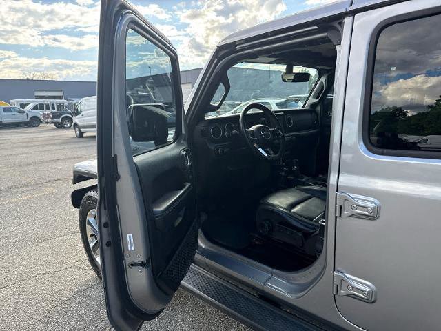 Used 2018 Jeep Wrangler Unlimited Sahara image 7