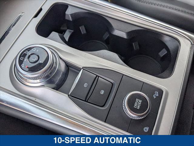 Certified 2023 Ford Explorer XLT w/ Equipment Group 202A AWD/4WD image 19