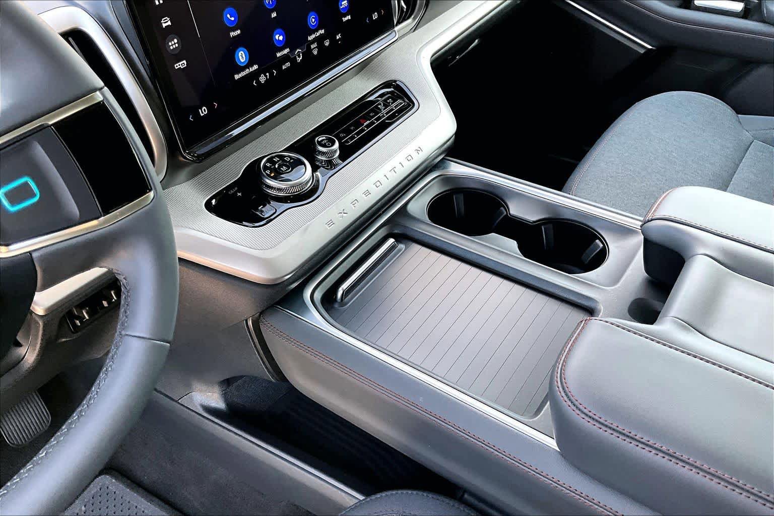 Certified 2025 Ford Expedition Active RWD image 17