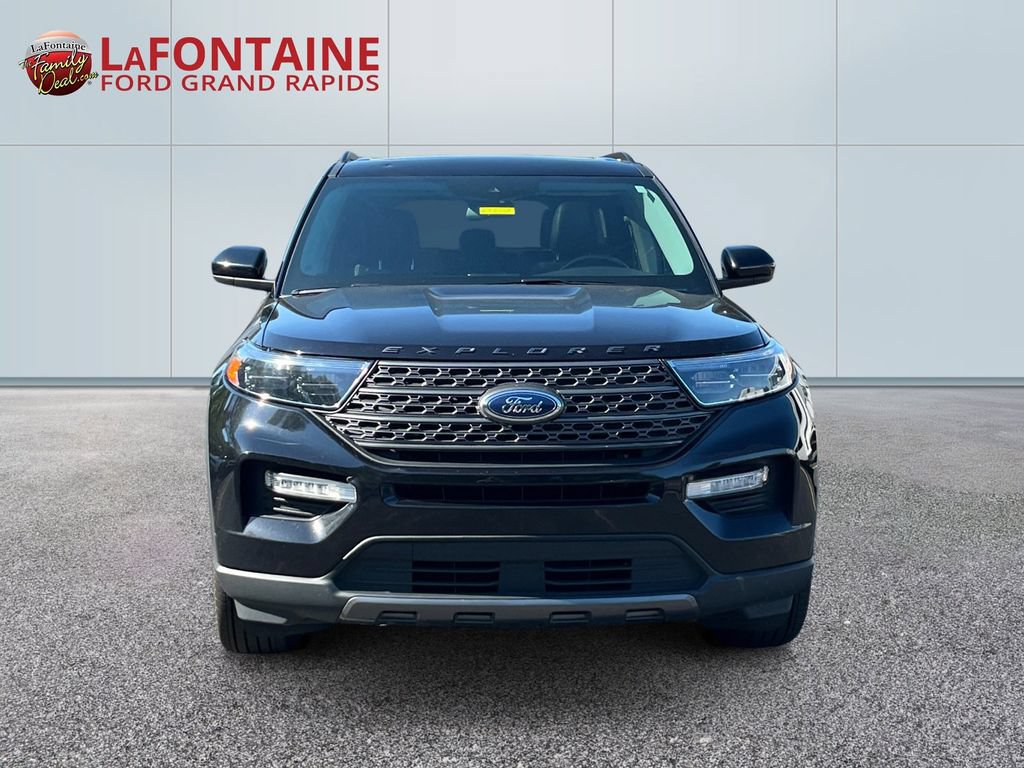 Certified 2023 Ford Explorer XLT w/ Equipment Group 202A AWD/4WD image 2