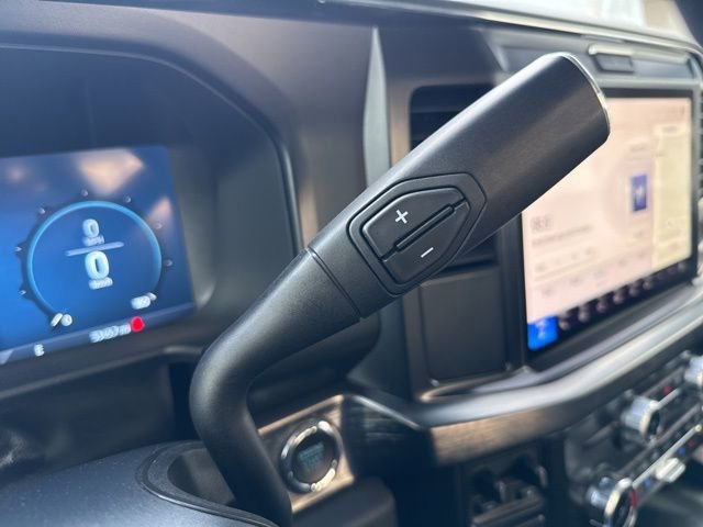 Certified 2025 Ford F350 Lariat w/ Chrome Package image 22