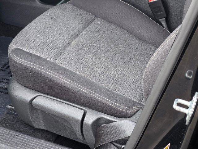 Used 2021 Nissan Rogue S image 19