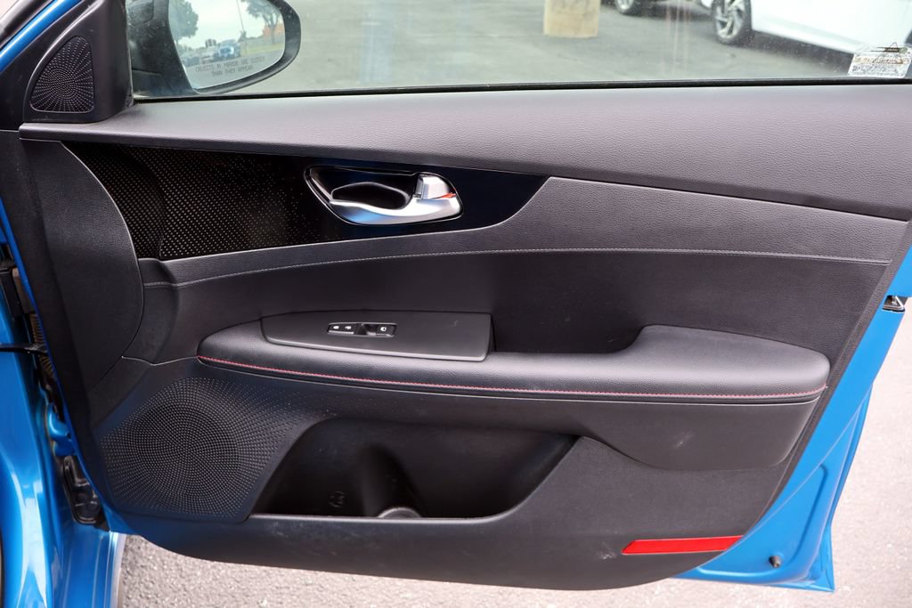 Used 2022 Kia Forte GT w/ GT Technology Package FWD image 20