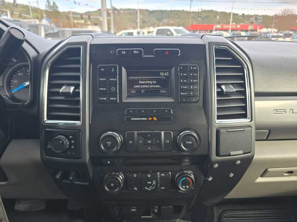 Certified 2017 Ford F350 XLT w/ XLT Value Package image 13