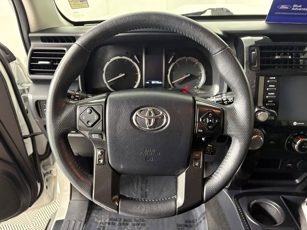 Used 2022 Toyota 4Runner TRD Off-Road AWD/4WD image 16