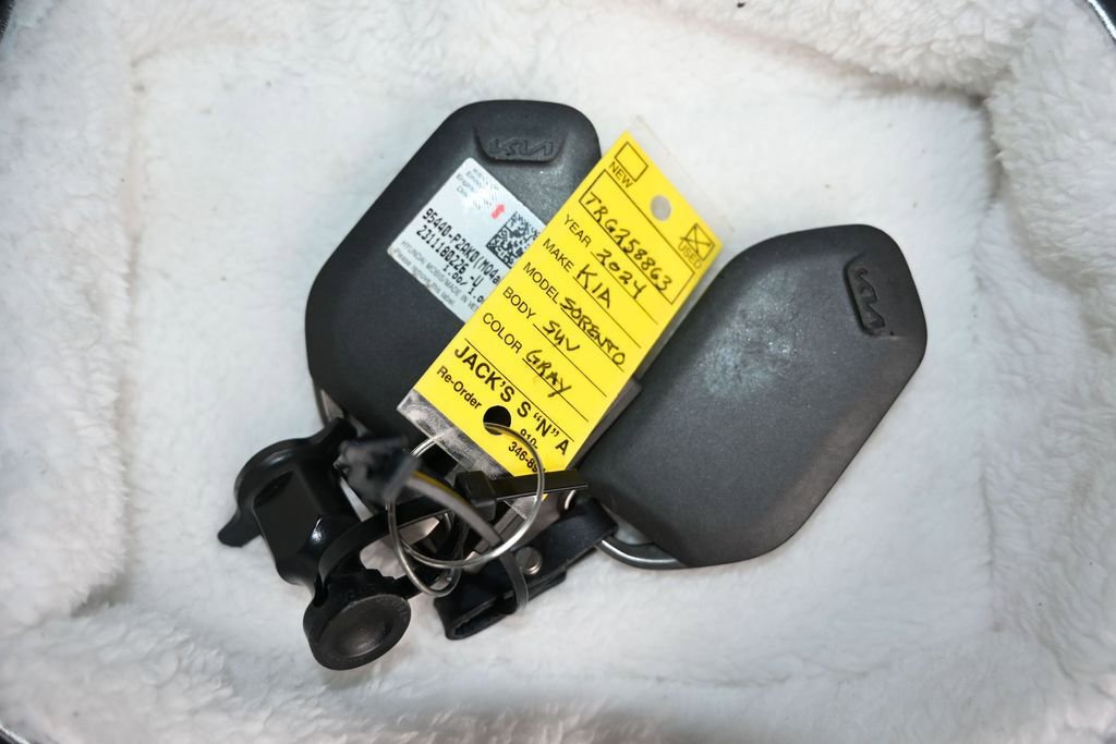 Used 2024 Kia Sorento S FWD image 22
