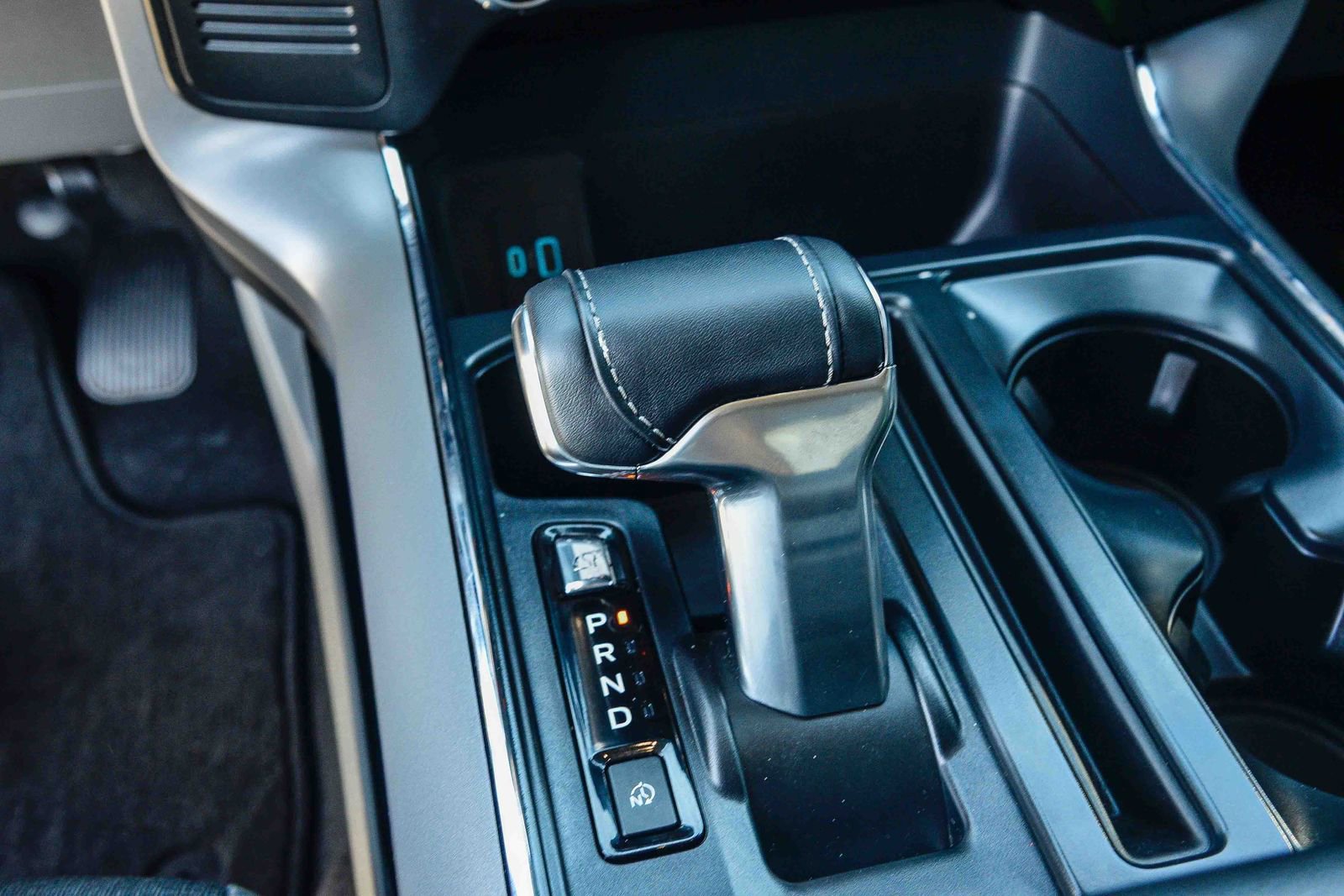 Certified 2024 Ford F150 Lightning XLT w/ Max Trailer Tow Package image 23