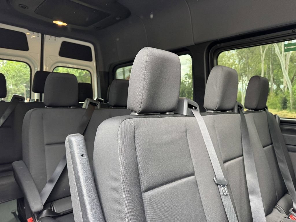 Used 2024 Mercedes-Benz Sprinter 2500 image 5