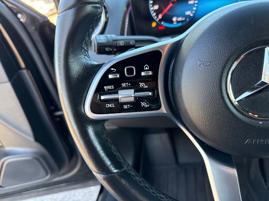 Used 2022 Mercedes-Benz GLB 250 image 15