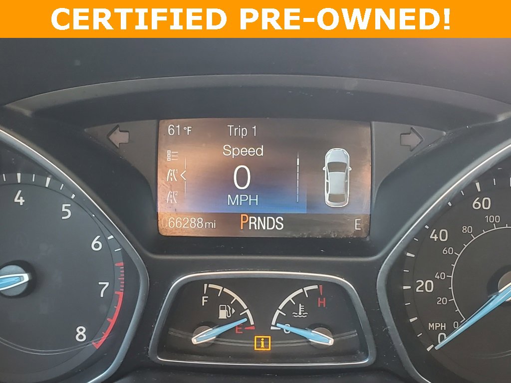 Certified 2016 Ford Focus SE w/ SE Sport Package image 22