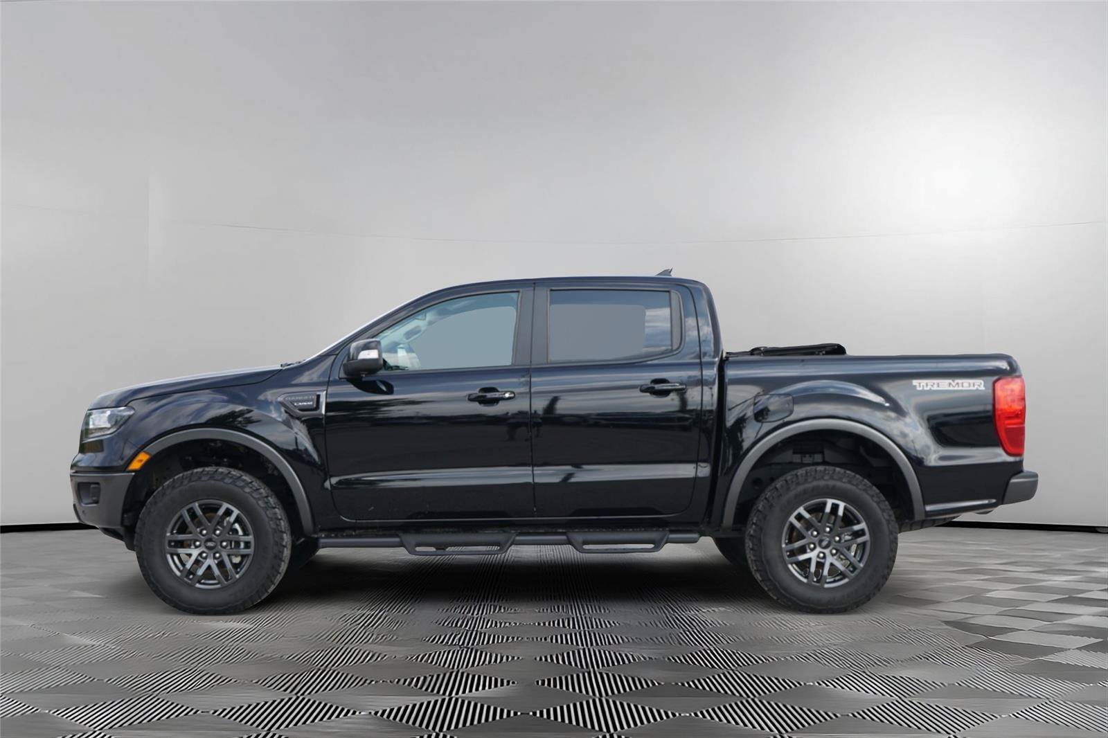 Certified 2021 Ford Ranger Lariat w/ Tremor Off-Road Package AWD/4WD image 7