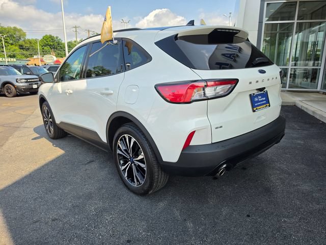 Certified 2022 Ford Escape SE w/ SE Sport Appearance Package AWD/4WD image 6