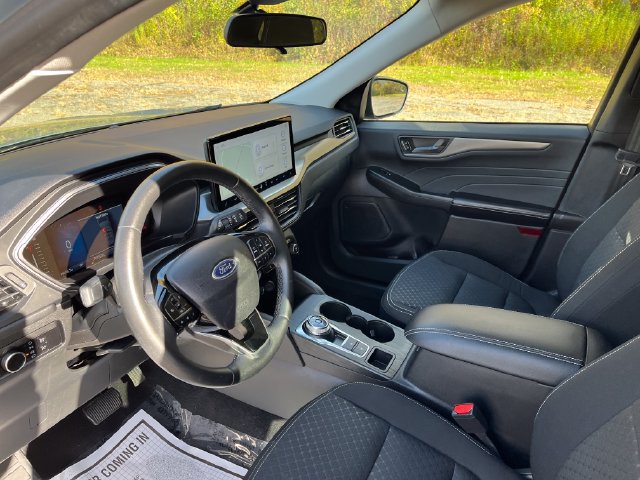 Certified 2023 Ford Escape Active w/ Tech Pack #1 AWD/4WD image 13