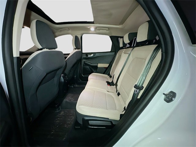 Certified 2020 Ford Escape SE image 19