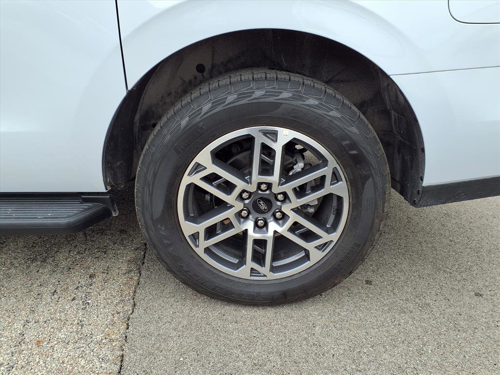 Certified 2025 Ford Expedition Max Active image 6