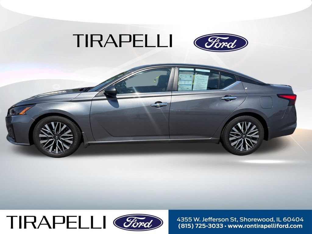 Used 2024 Nissan Altima 2.5 SV w/ SV Premium Package FWD video 3
