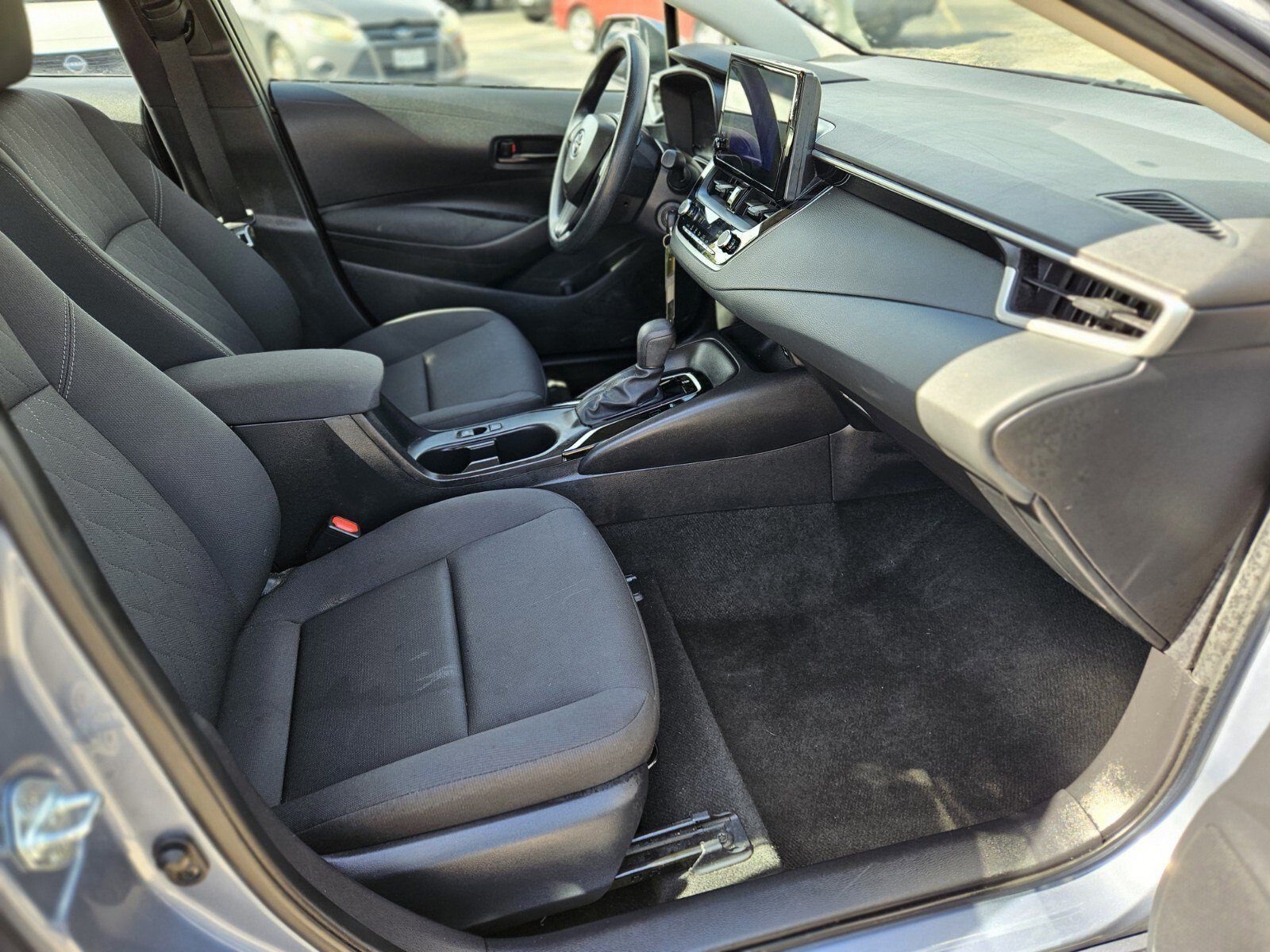 Used 2023 Toyota Corolla LE image 12