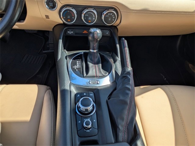 Used 2019 MAZDA MX-5 Miata RF Grand Touring image 17