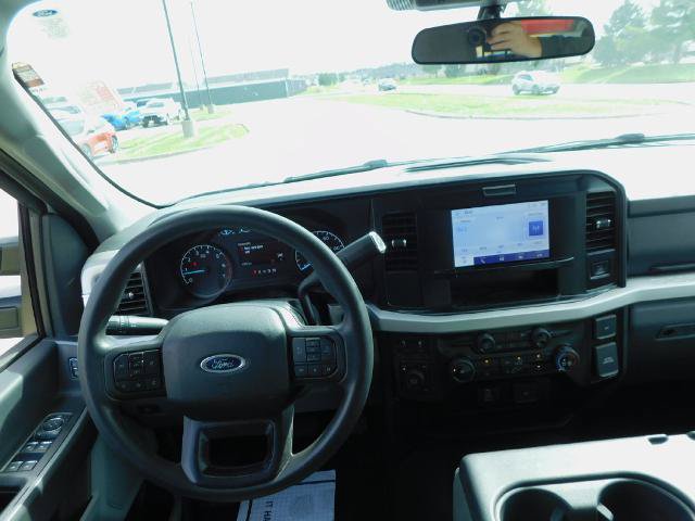 Certified 2025 Ford F250 XLT AWD/4WD image 7