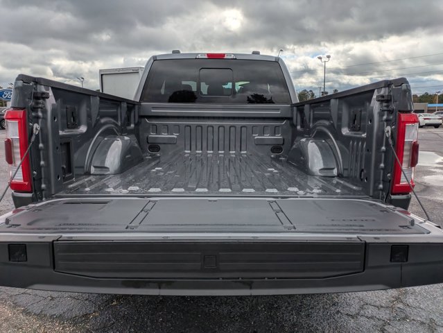 Certified 2022 Ford F150 Lariat w/ Equipment Group 502A High image 27