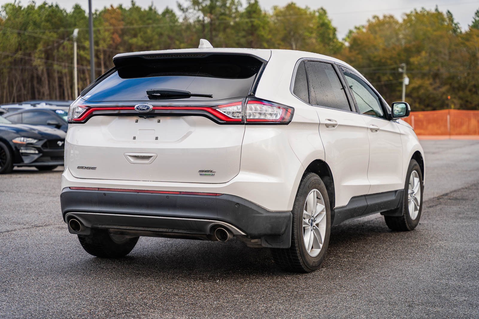 Certified 2017 Ford Edge SEL w/ Equipment Group 201A image 7