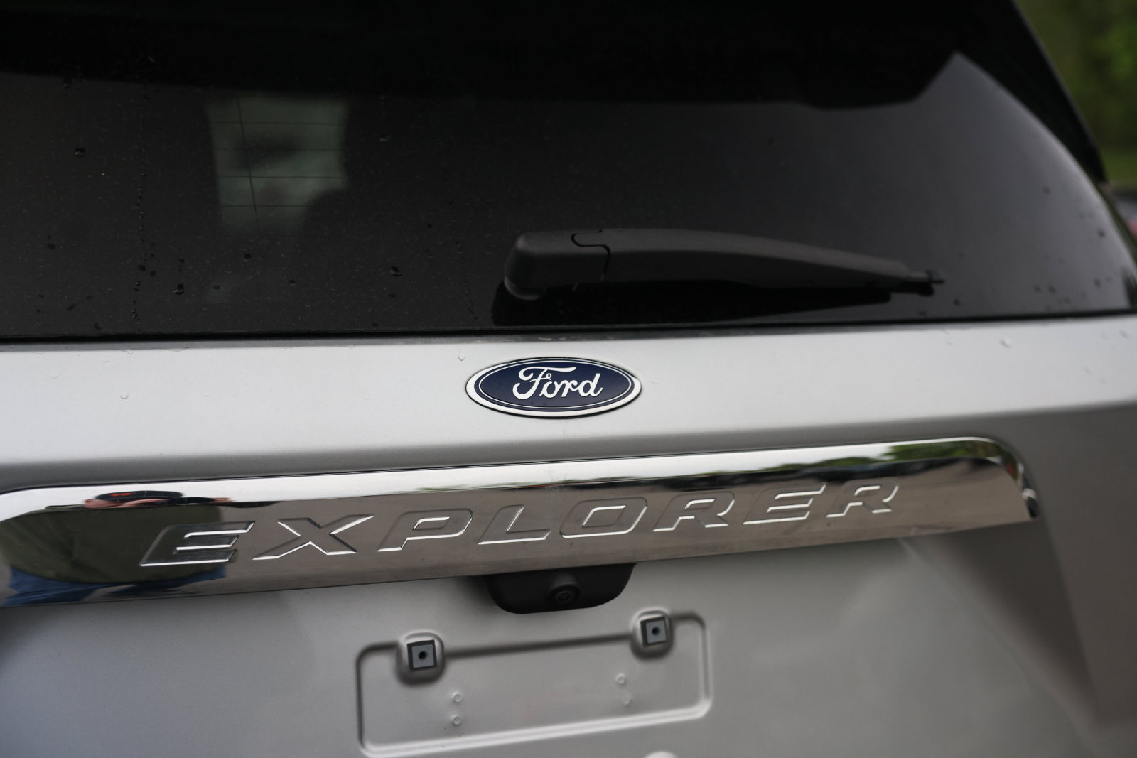 Certified 2023 Ford Explorer XLT w/ Equipment Group 202A AWD/4WD image 31