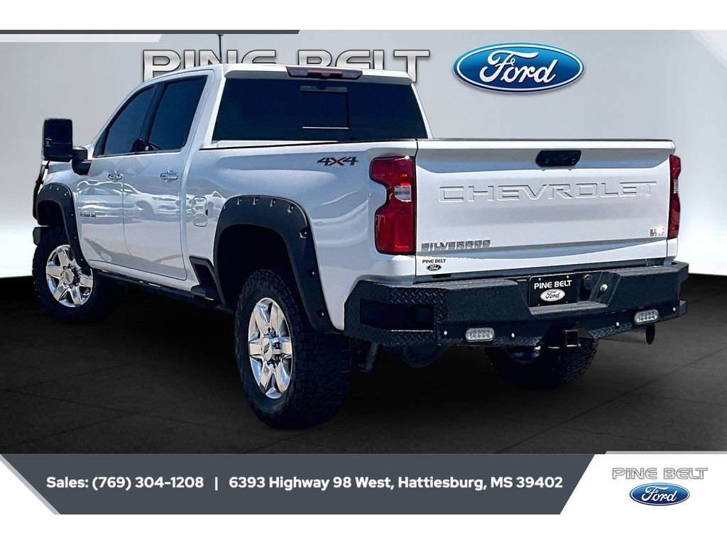 Used 2022 Chevrolet Silverado 2500 LTZ w/ LTZ Convenience Package AWD/4WD image 2