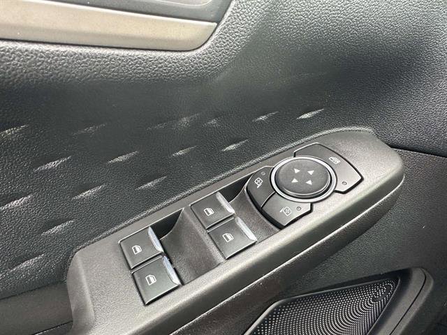 Certified 2020 Ford Escape SE image 32