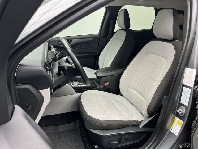 Certified 2024 Ford Escape Active AWD/4WD image 11