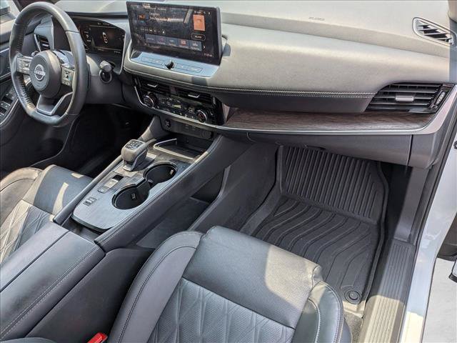 Used 2024 Nissan Rogue Platinum w/ Platinum Premium Package FWD image 21