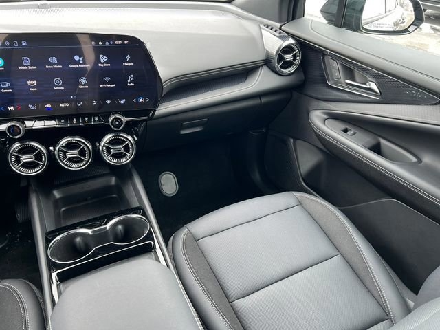 Used 2025 Chevrolet Blazer EV LT image 39