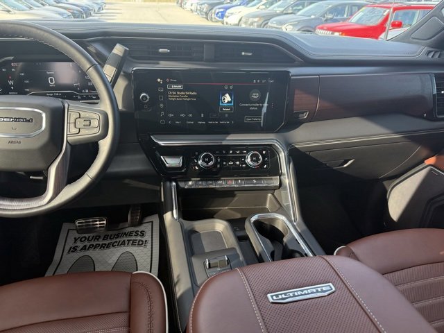 Used 2024 GMC Sierra 2500 Denali Ultimate image 13