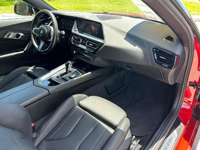 Used 2026 BMW Z4 sDrive30i RWD image 33