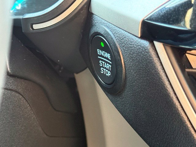 Certified 2022 Ford Escape SEL FWD image 15