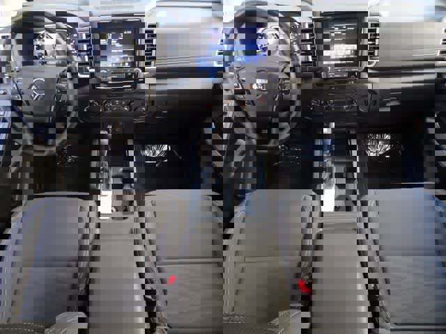 Used 2024 Nissan Frontier SV w/ Technology Package image 12