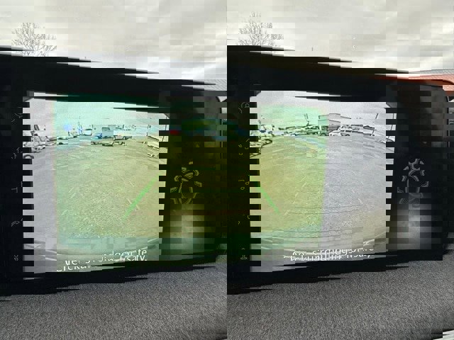 Used 2025 Nissan Kicks SV image 23