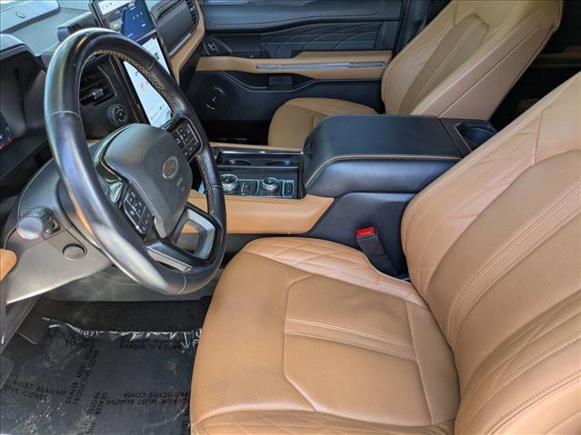 Certified 2023 Ford Expedition Platinum AWD/4WD image 15