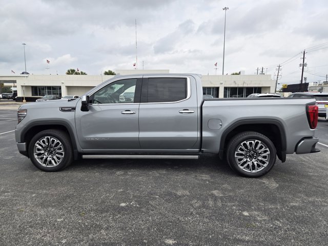 Used 2024 GMC Sierra 1500 Denali Ultimate AWD/4WD image 5