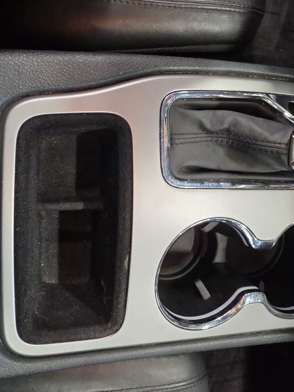Used 2018 Jeep Grand Cherokee Altitude AWD/4WD image 22