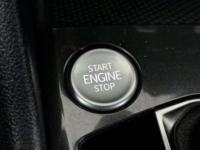 Used 2022 Volkswagen Tiguan S image 29